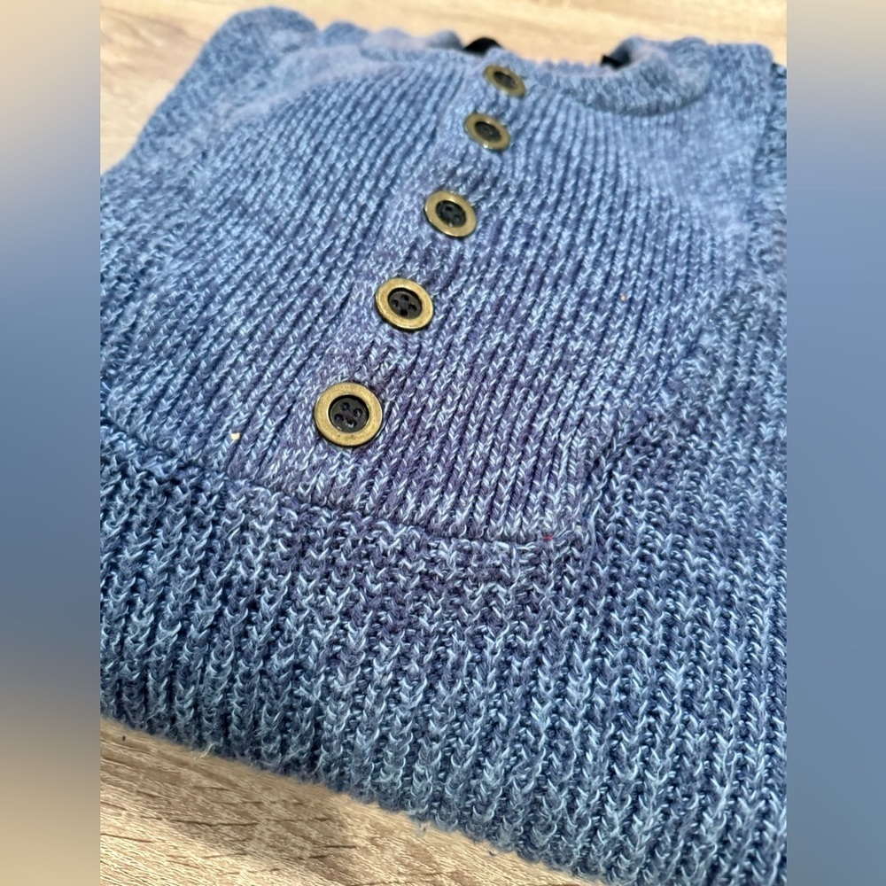 Sweater - Picture 2 of 2